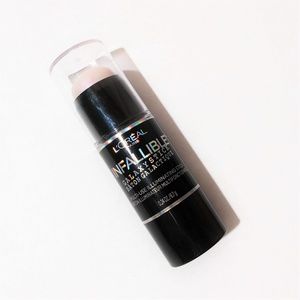 L'Oreal Infallible Galaxy Highlighter Stick Pink